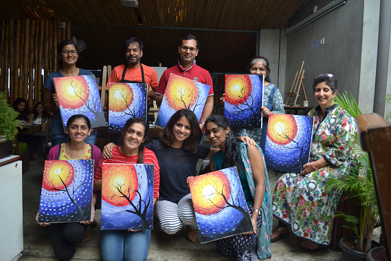 Popular artist Geetanjali Chatrath Talwar will conduct the live painting event on 8th October Popular artist Geetanjali Chatrath Talwar will conduct the live painting event on 8th October