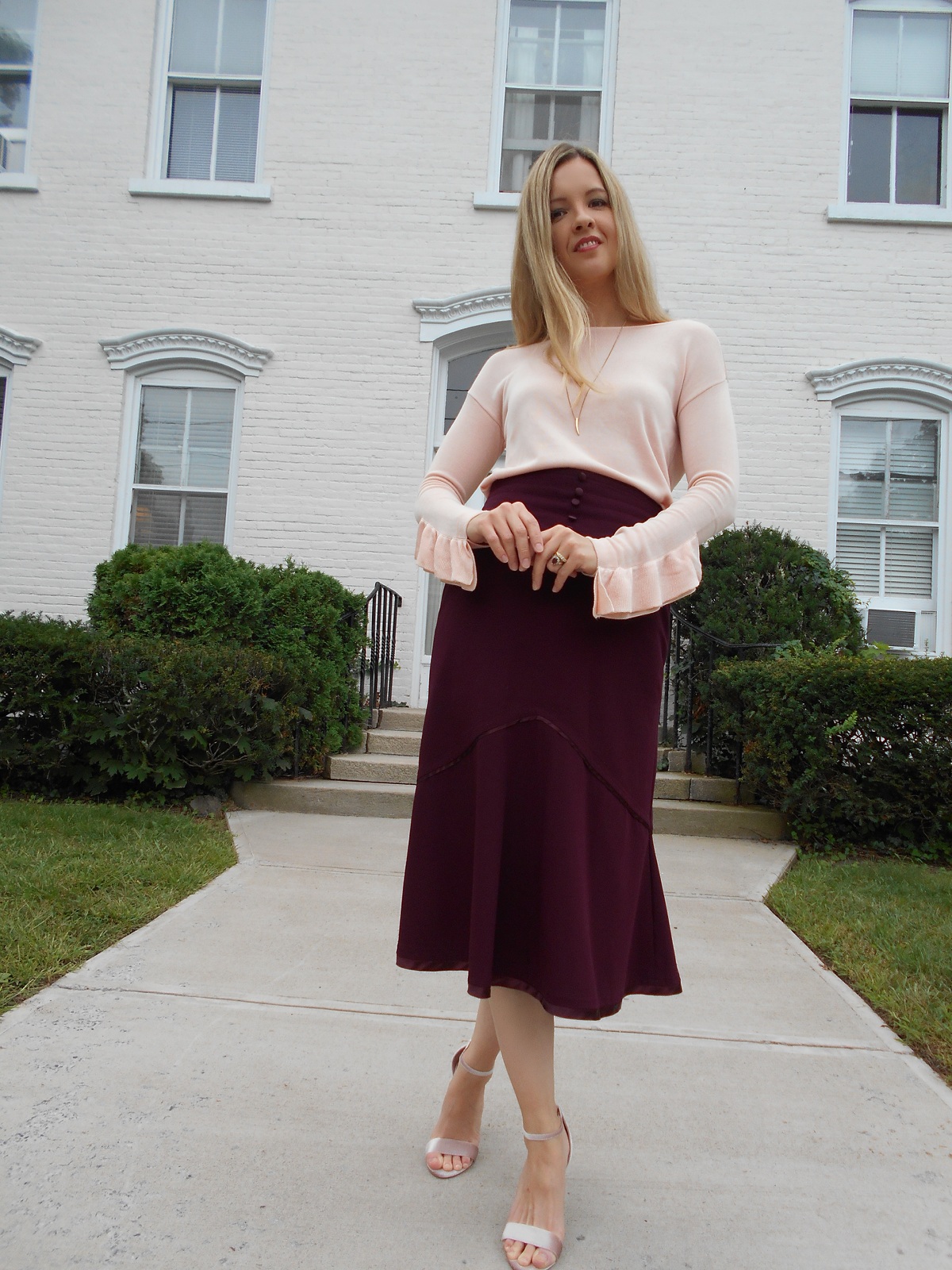 Champagne and Tweed: Fall Colors: Blush and Burgundy