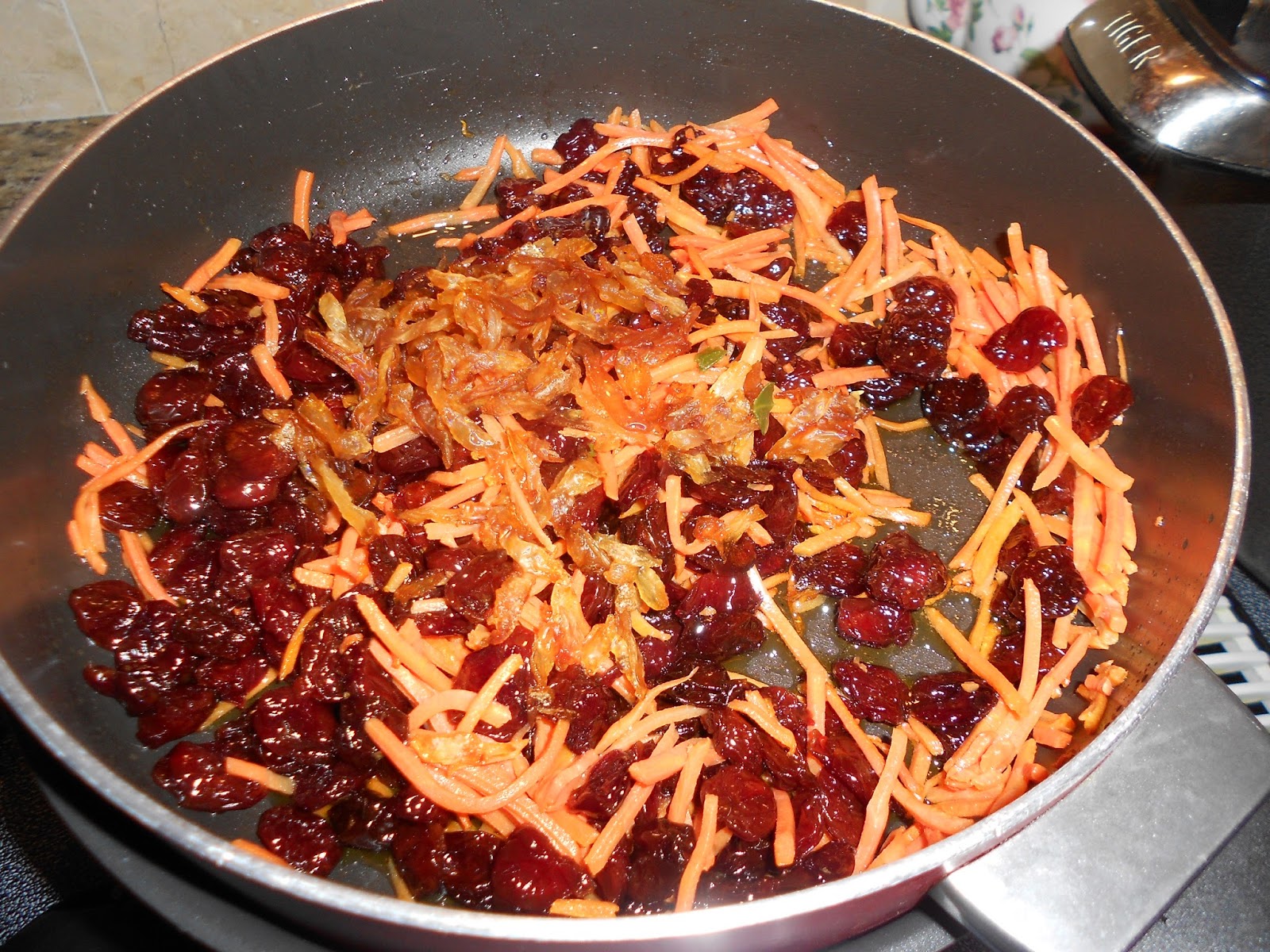 Cafe' Persia: Cherry Rice (albaloo polo)