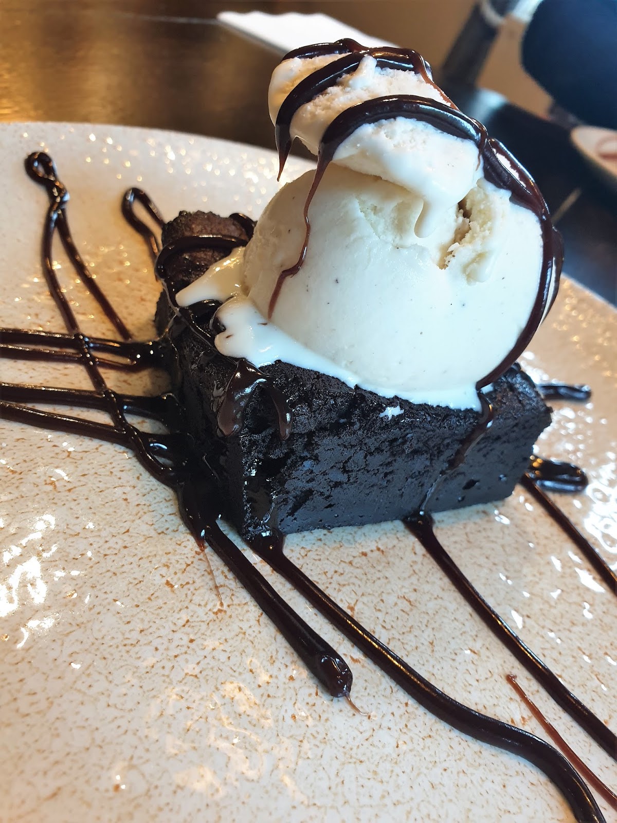 AD REVIEW THE LITTLE OWL SOLIHULL PRETTY YOUNG THING