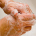 Το πλύσιμο των χεριών προλαμβάνει ασθένειες. Πώς πρέπει να γίνεται και τι κακό κάνει το υπερβολικό πλύσιμο; 