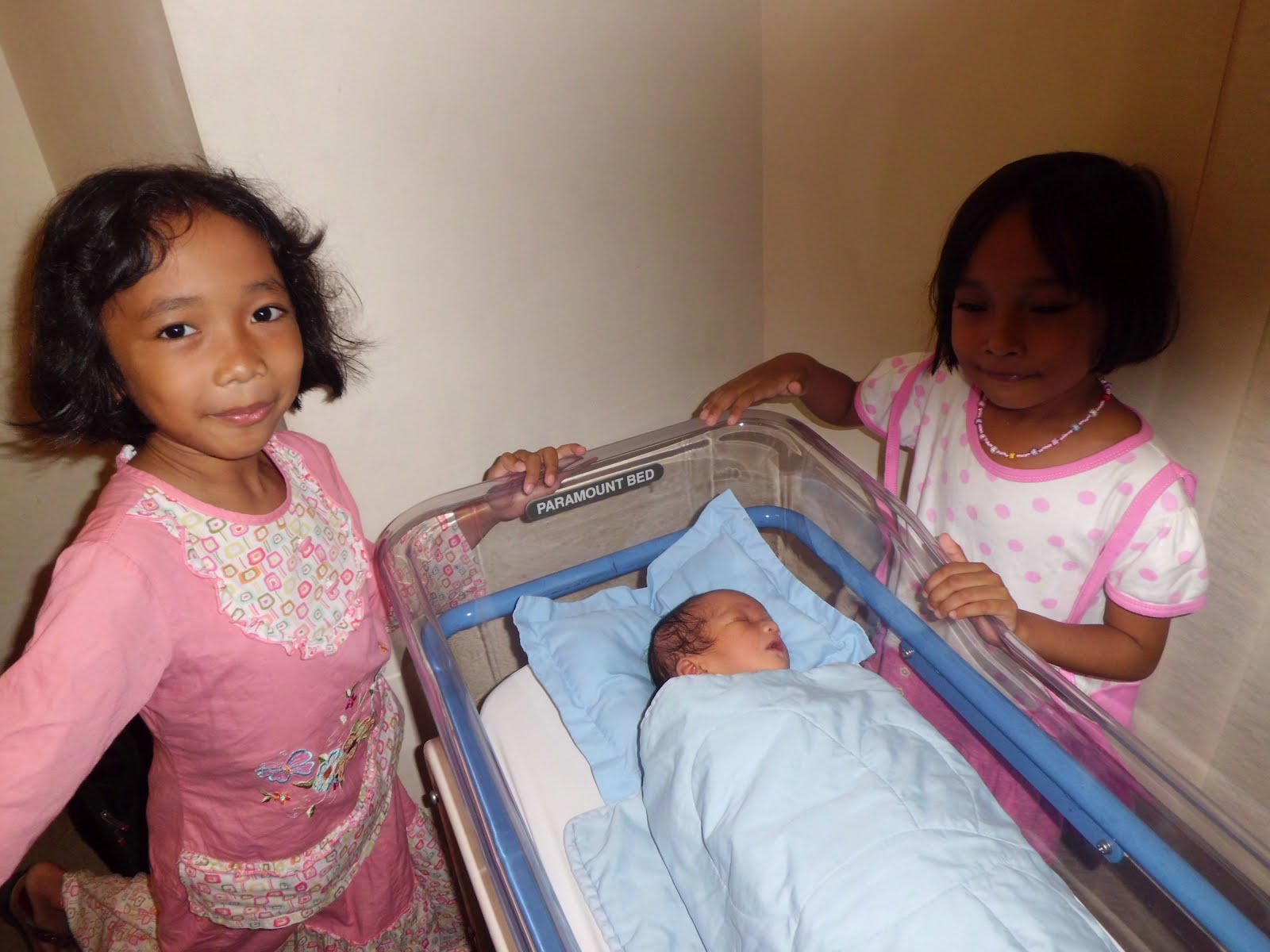 Qonita Maen Blog ibu melahirkan bayi 