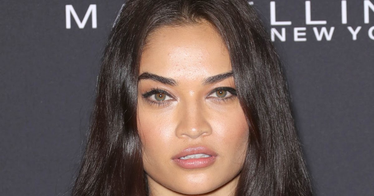 Shanina Shaik – Maybelline New York x V Magazine Party – Fashion Style