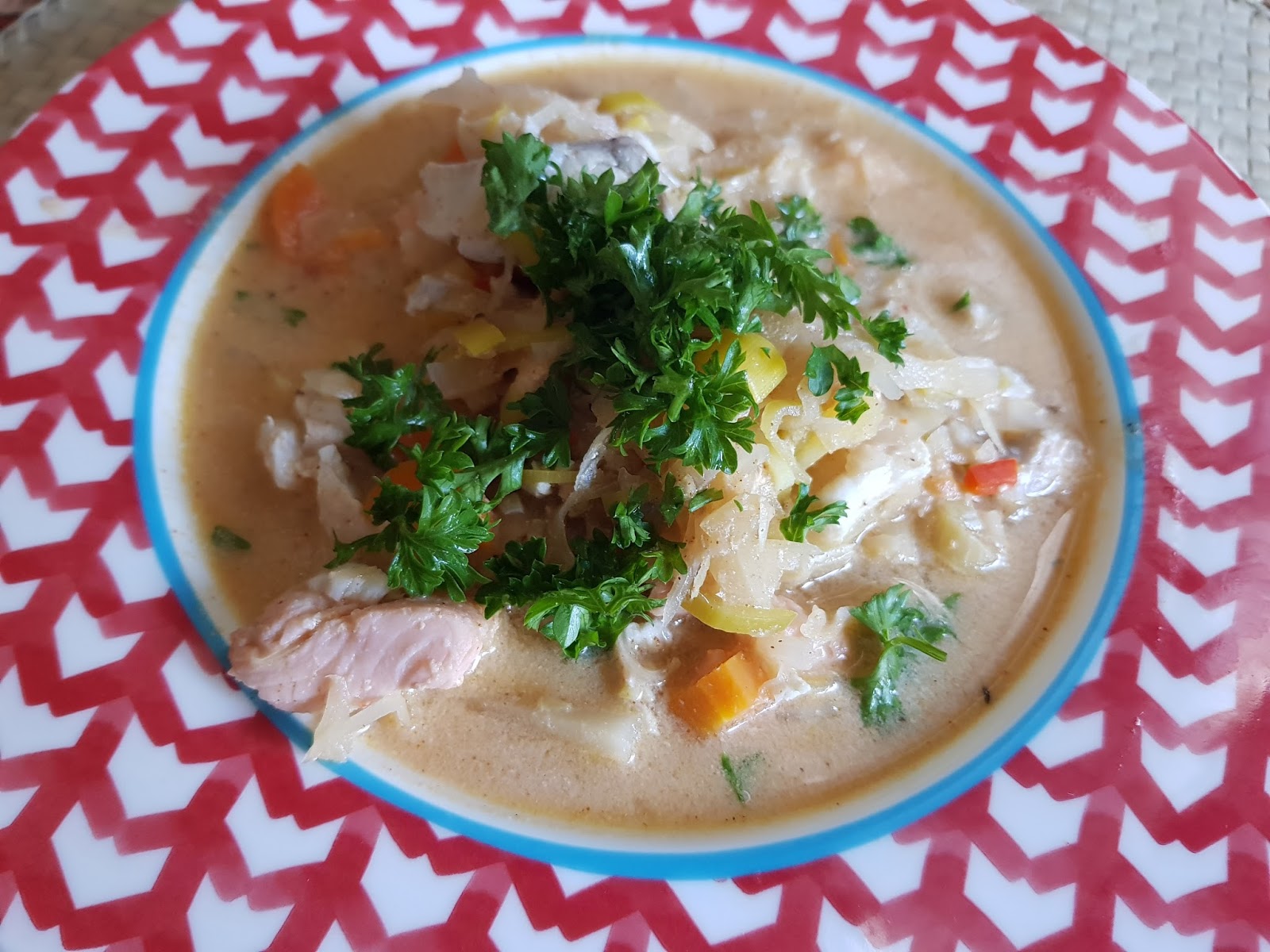 Foodoptions and Flavours: Hungarian Fish Soup - Szegedi halleves