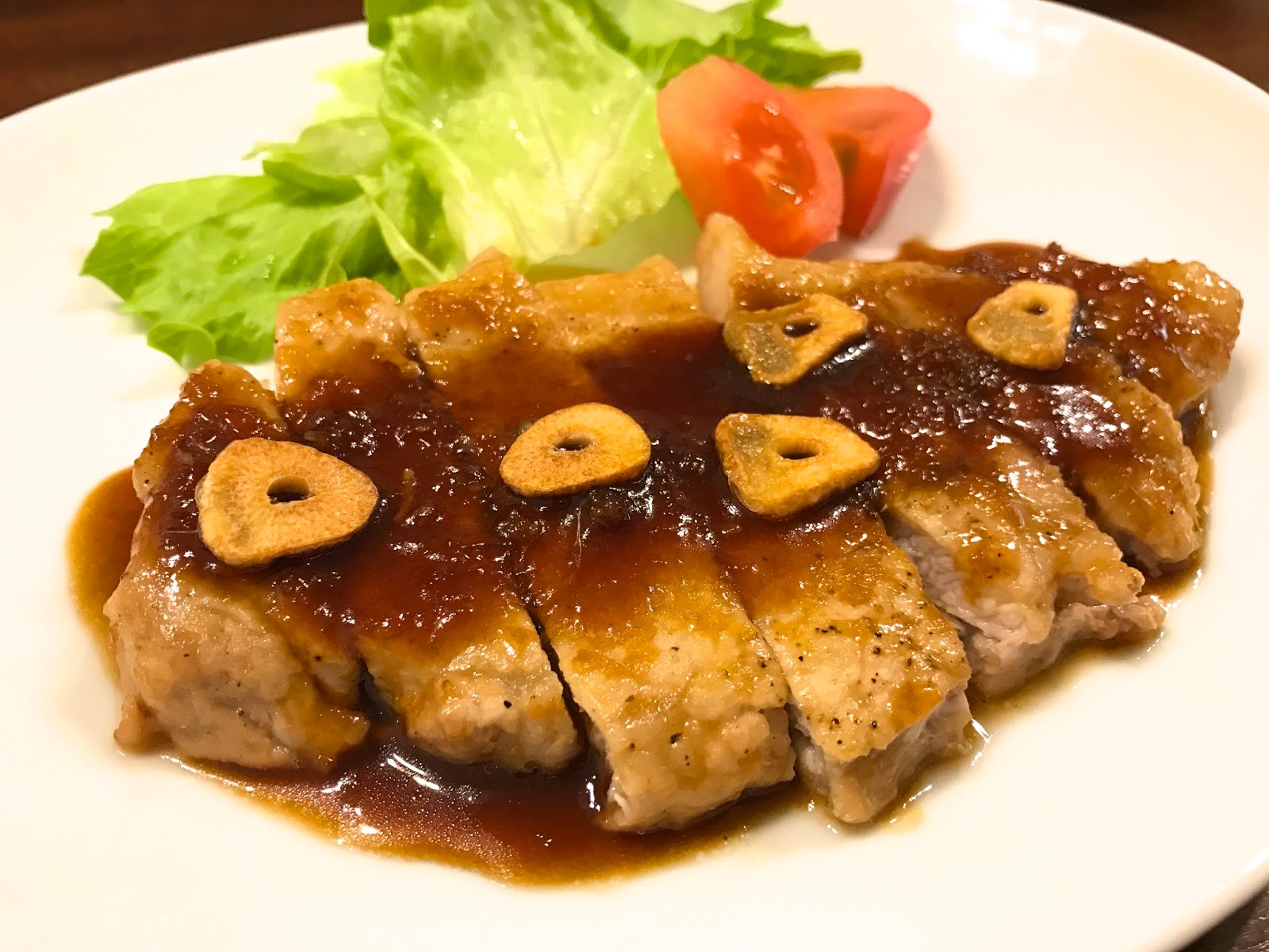 てっちゃんちのおいしい献立 豚ロースステーキにんにくソースと最近お気に入りの飲み物