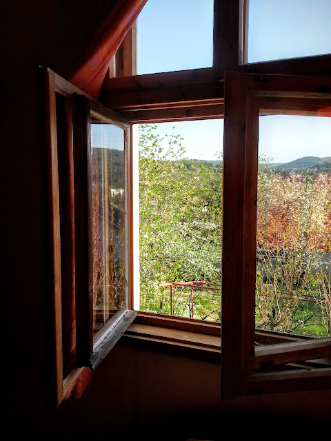 Дом для гостей "Четыре сезона" в селе Царева Ливада. Къща за гости "Четири Сезона".