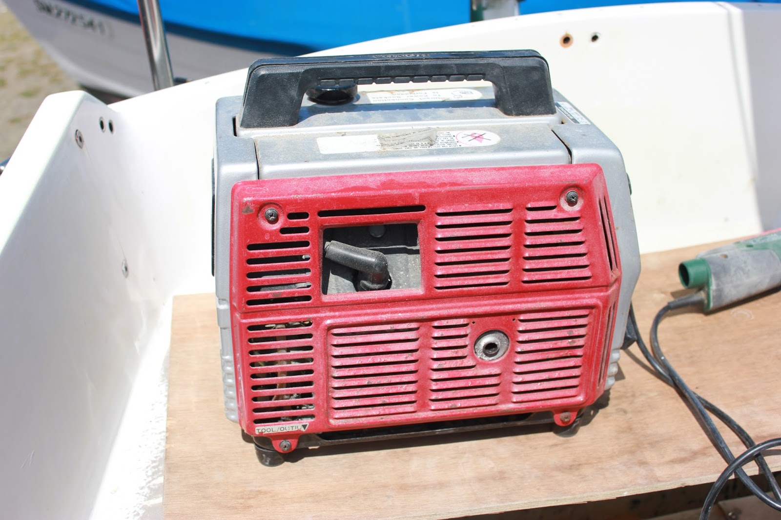 Simple Sailing Low Cost Cruising Painting a GRP Boat