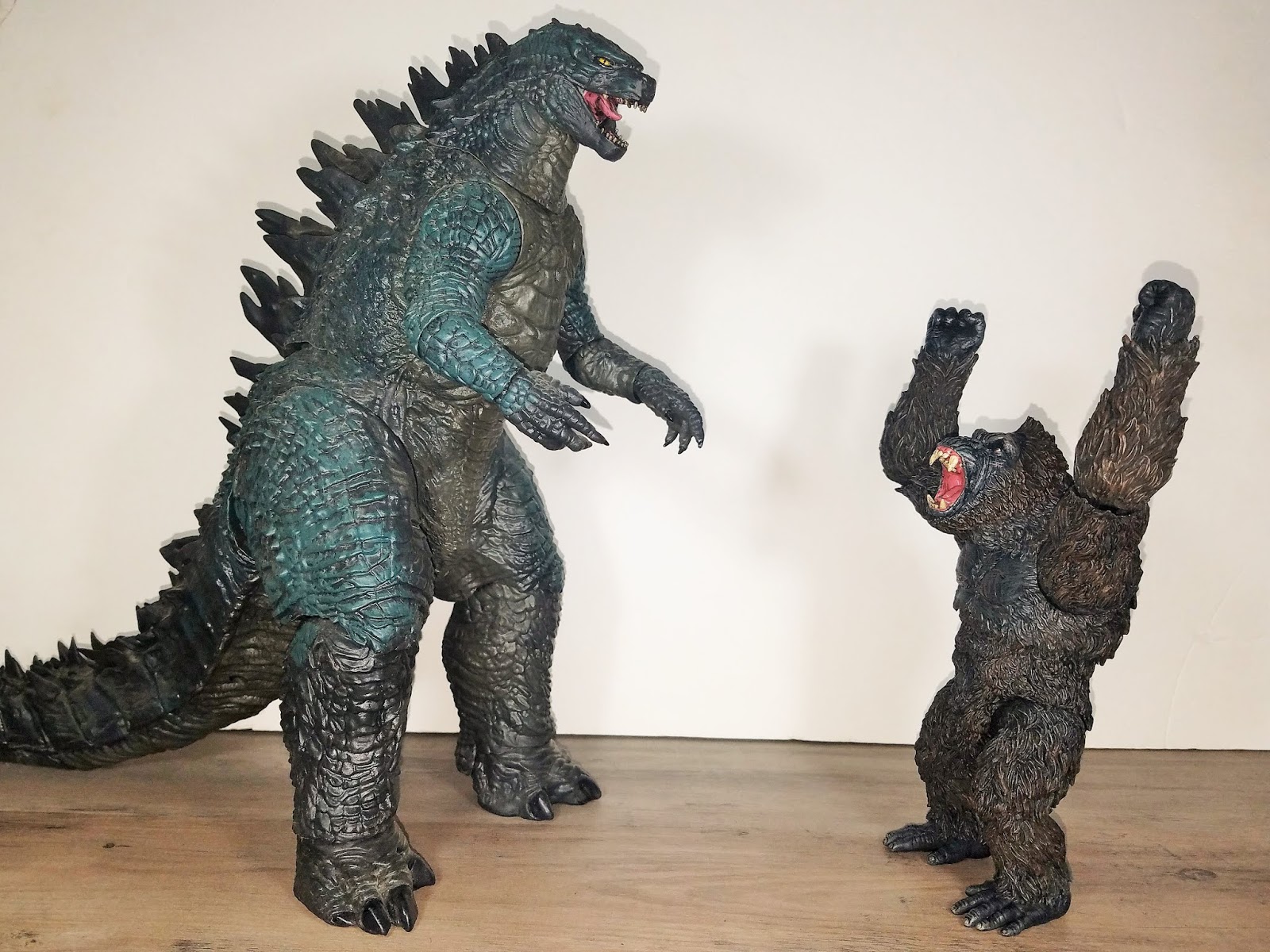 mezco godzilla