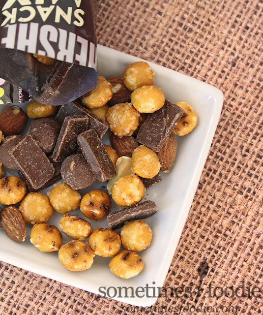 Sometimes Foodie Quickie Review Hershey Snack Mix BJ's