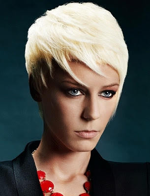 Fashion: Haircut Short Layered 2012