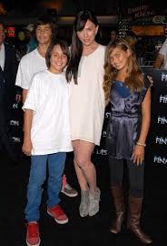 Krista Allen Family, Contact-number, Affairs, Friends, Latest Updates