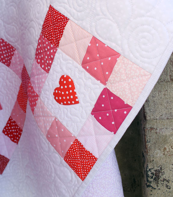 Quilt Inspiration: Free pattern day: Hearts and Valentines