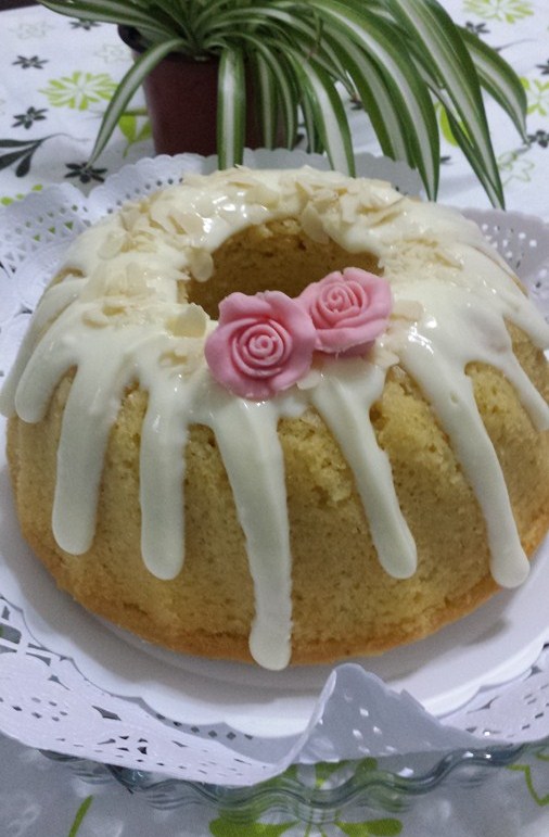 Bundt cake de naranja y almendras
