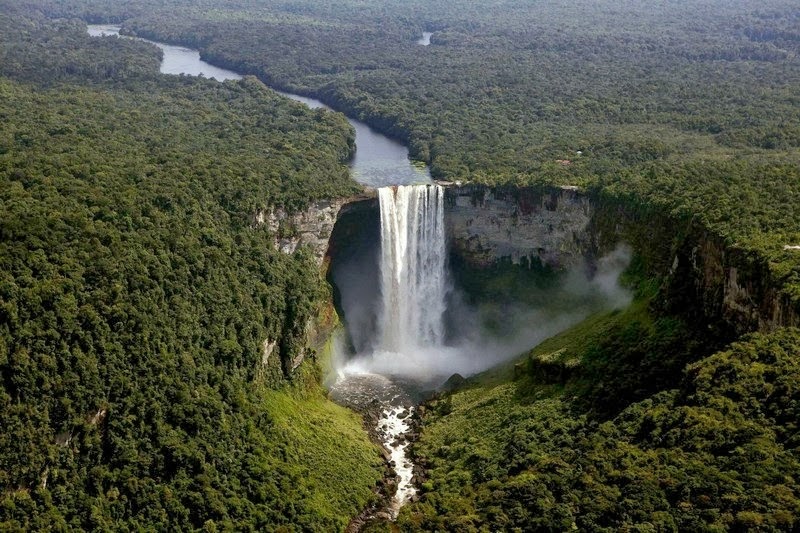 Beautiful waterfalls images,Kaieteur Falls
