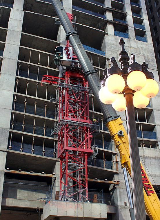 ArchitectureChicago PLUS: The Three Red Cranes of 111 West Wacker
