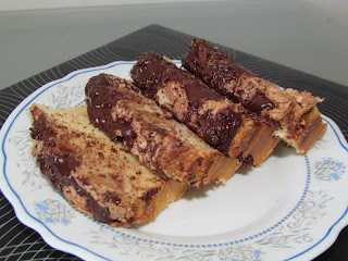 Chec cu bucatele de ciocolata / Cake with chocolate pieces