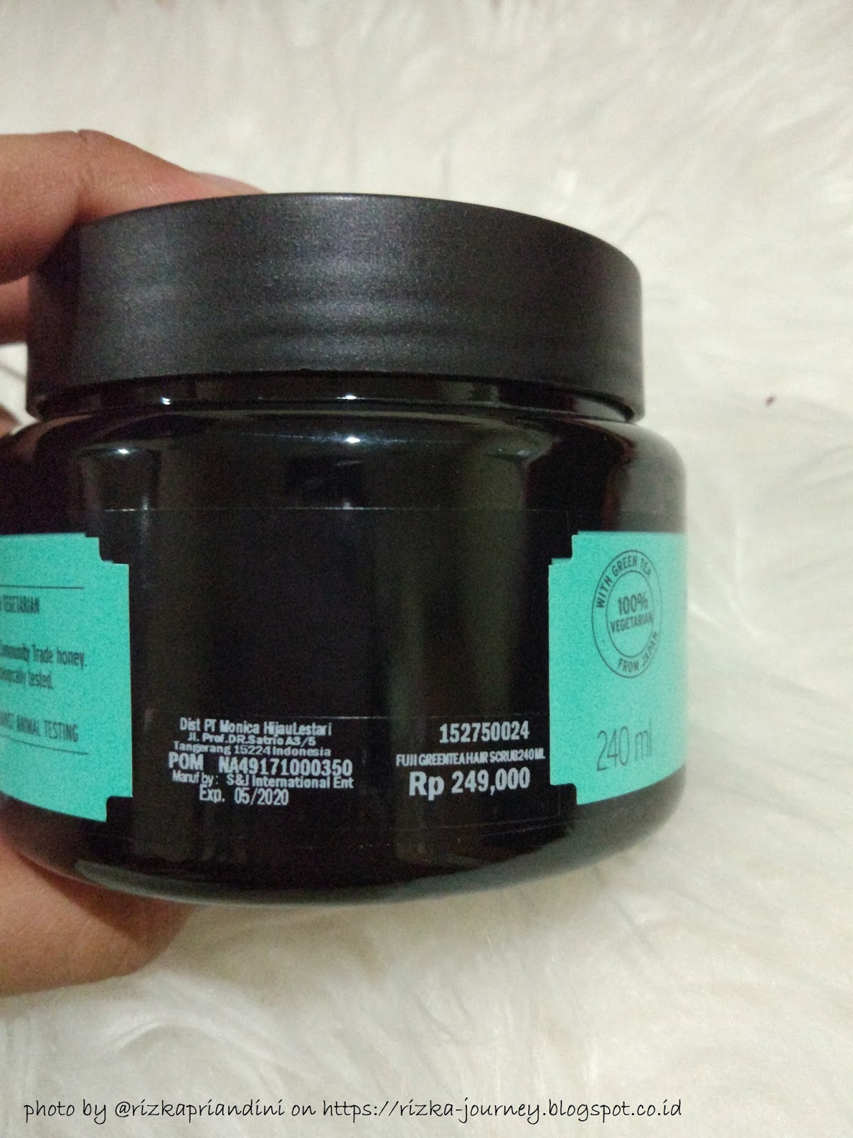 The Body Shop Fuji Green Tea Hair Scrub Review