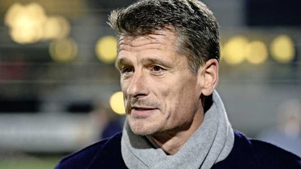 Oficial: El Volendam renueva al técnico Wim Jonk hasta 2022