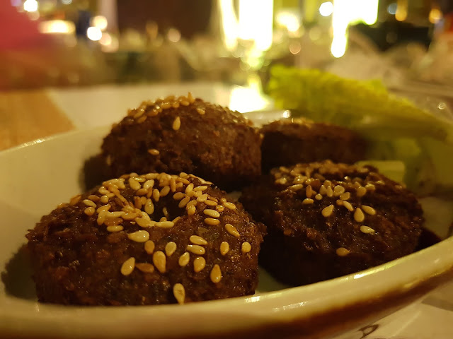 food blogger dubai almaz momo jbr falafel