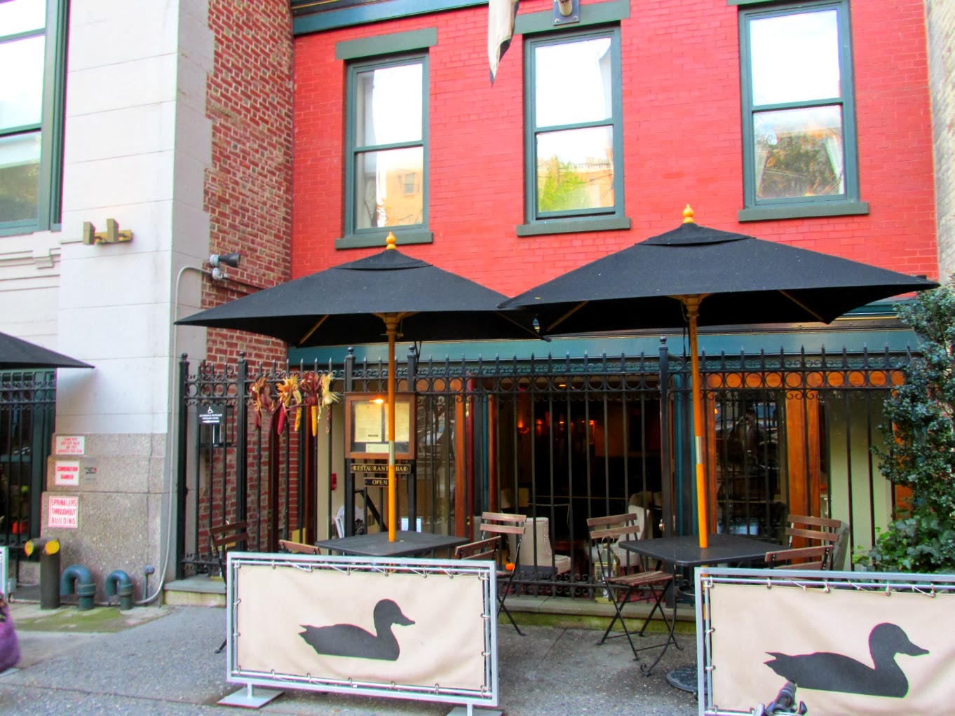 Midtown Blogger/Manhattan Valley Follies The Black Duck Restaurant