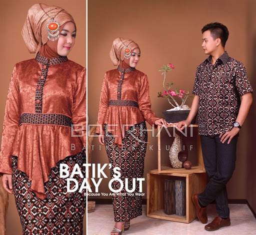 21 Model  Baju  Muslim Batik Sarimbit  Keluarga Modern 
