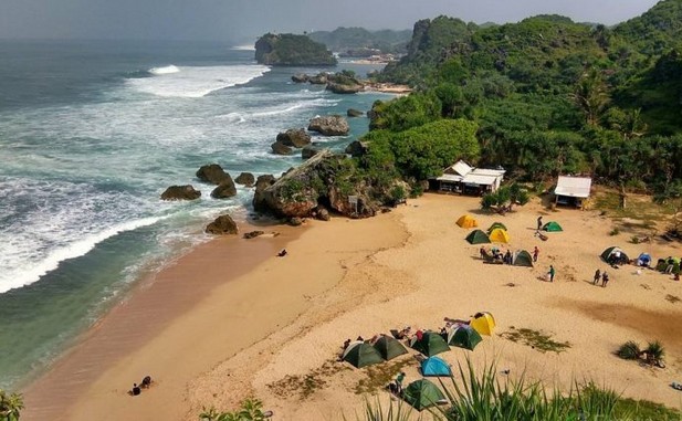 Wisata Pantai Tanjungsari Yogyakarta