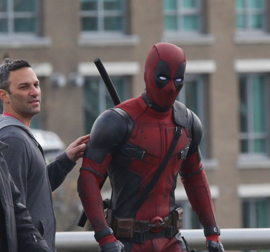 Как называется дэдпул. Дэдпул marvel studios. Герои марвел дэдпул. Как называется дэдпул. Дэдпул 3 постер.