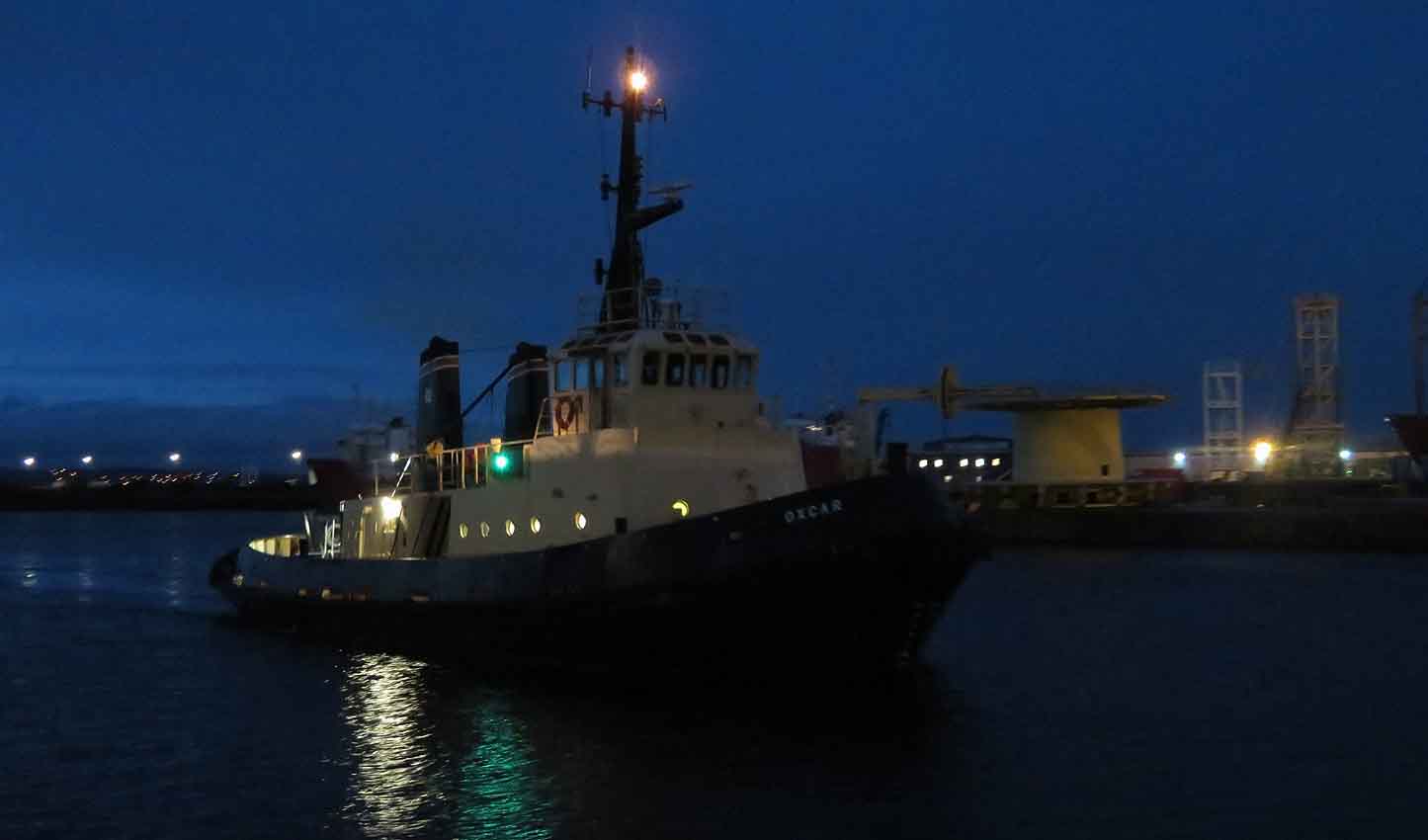 Alex and Bob`s Blue Sky Scotland Leith. Leith Docks. Restalrig