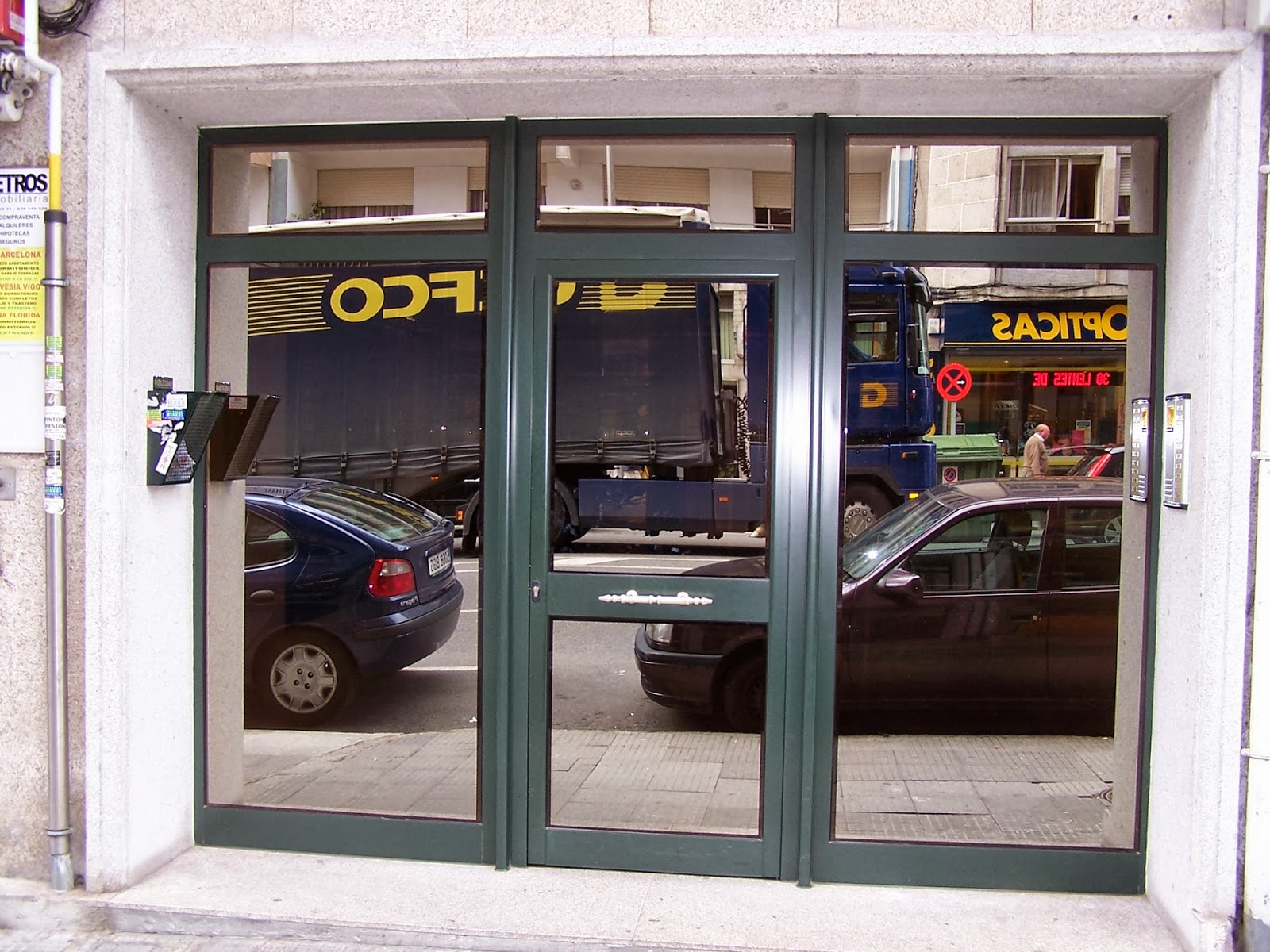 Carpintería de aluminio Silva: Puertas de entrada