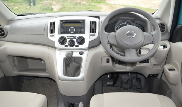 KELEBIHAN DAN KEKURANGAN NISSAN EVALIA Info Dunia Otomotif