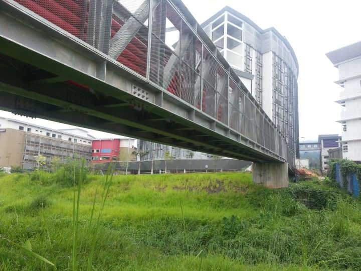 Electrical Installation Wiring Pictures Electric cable bridge