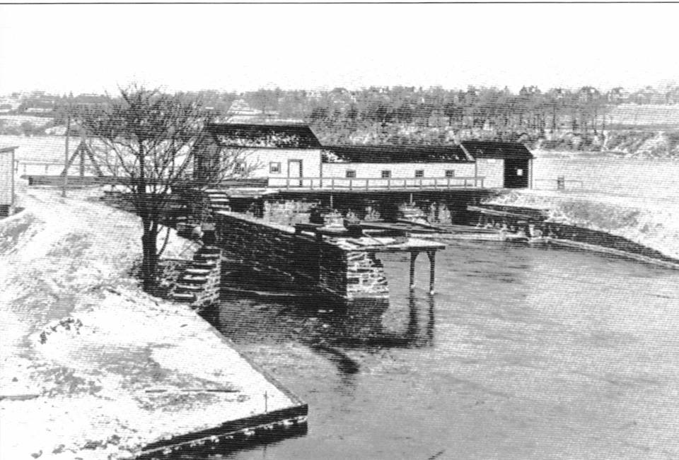 Hell's Acres The Windsor Locks Canal Trail, Part 1