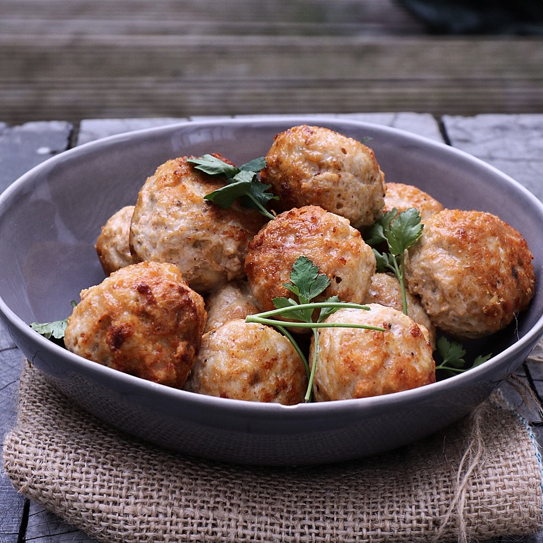 FoodAce Homemade Chicken Meatballs