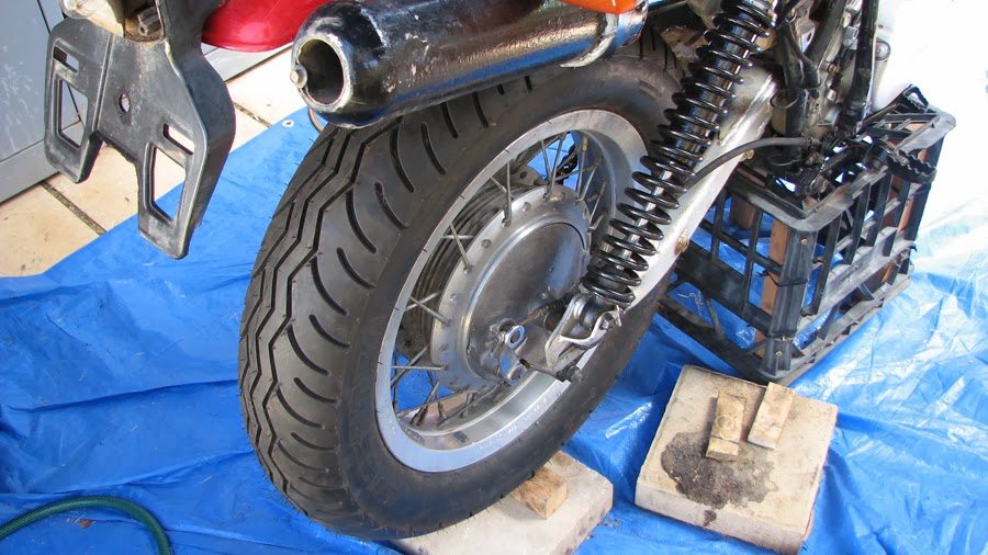 Crispy Cycles KZ650 custom 16 x 3 wheel to XL500S Job Done