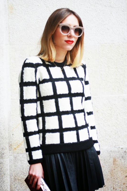 outfitdeluxe: Checked Jumper