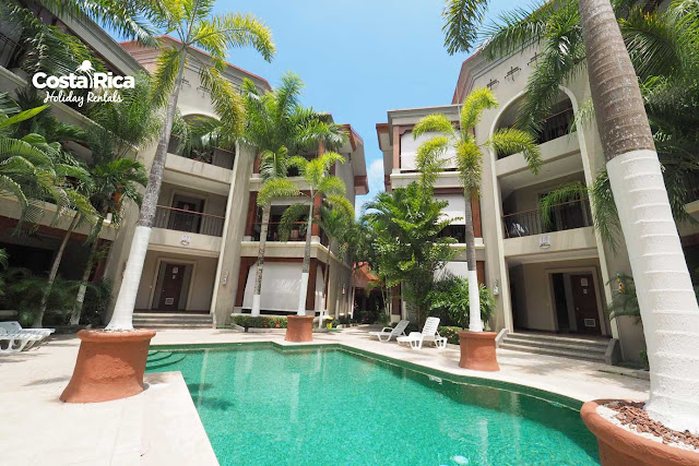 Macaws Luxury Condo