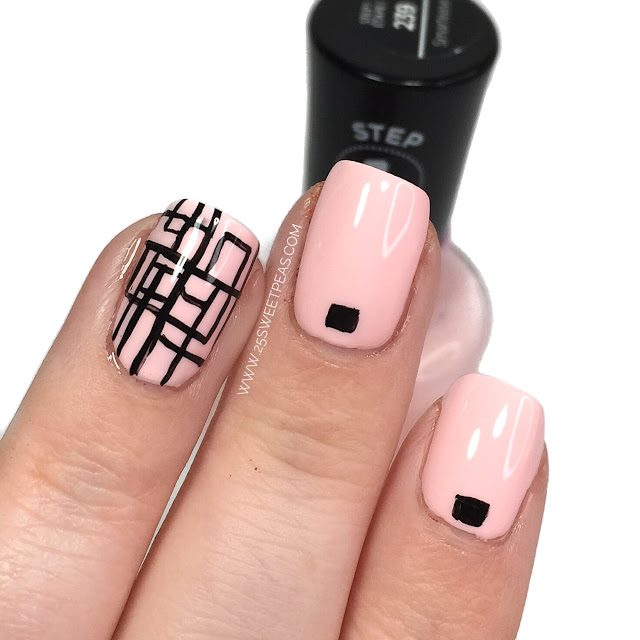 Geometric nail art