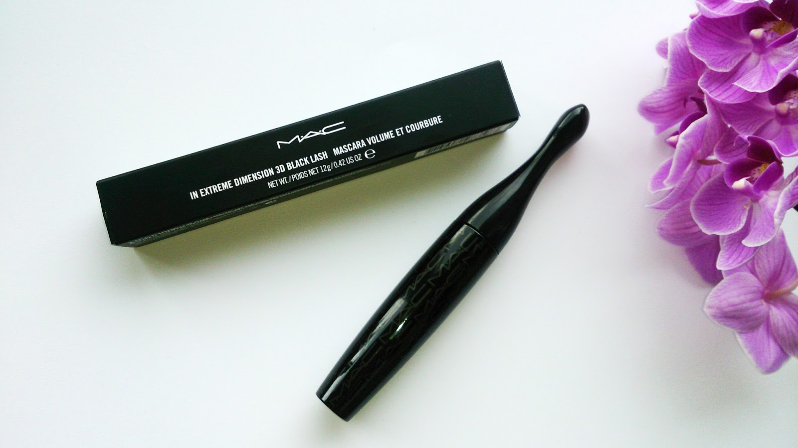 MAC, In Extreme Dimension 3D Black Lash Mascara Cosmobranie