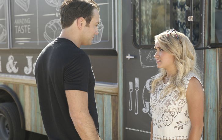 Young & Hungry - Episode 3.01 - Young & The Next Day - Promotional Photos + Sneak Peeks