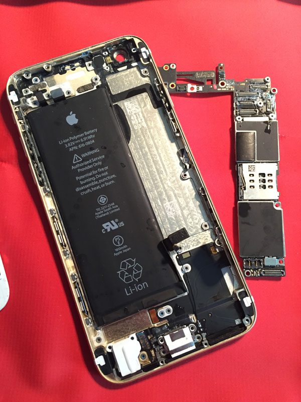 Your water damaged phone IS NOT DEAD | PhoneDr