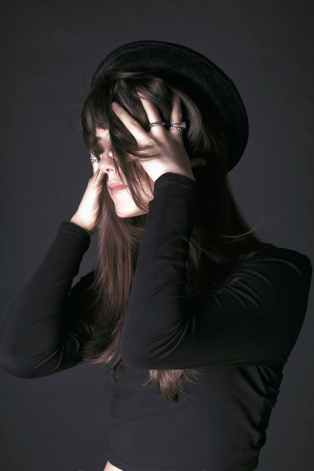 MAJOR MODEL WOMEN: back from her european trip, Alaia Baldwin shot by