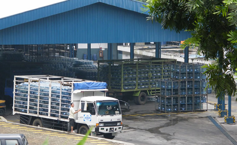 Daftar Harga Aqua Update Terbaru Harga Minuman Pt Indah Pratama Sembako Distributor Jakarta