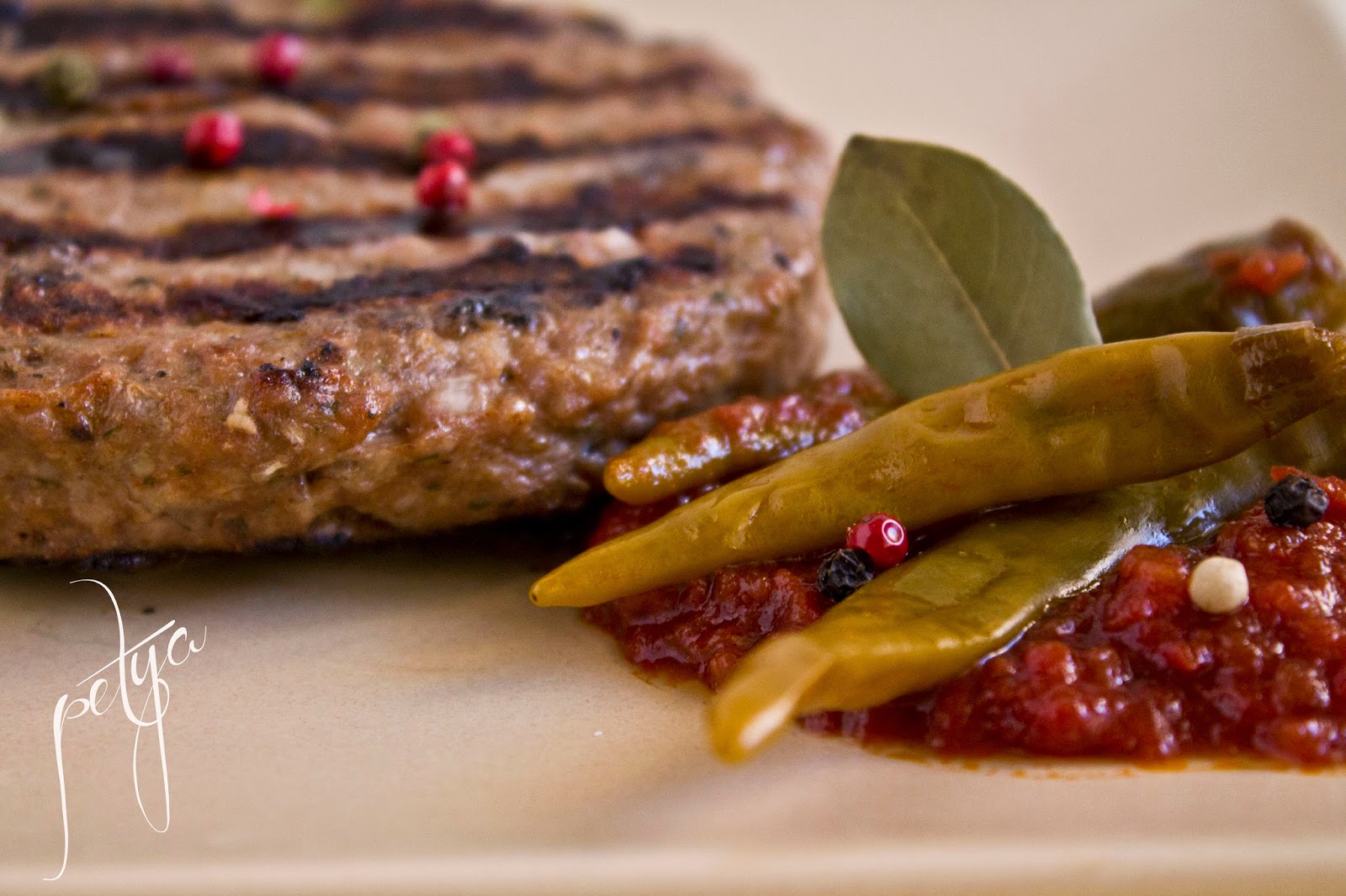 Кулинарна палитра: Плескавица