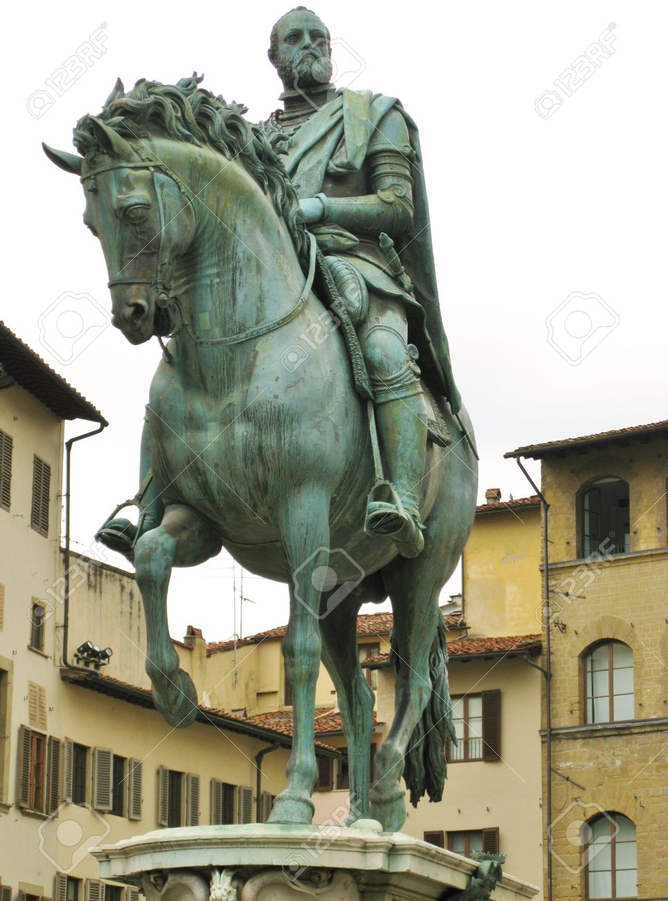 Kalemime Kuvvet FloransaSignoria Meydanı’ndaki Dev Kaplumbağa Heykeli