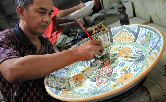 Sentra keramik  Kiaracondong Menuju Konsep Wisata Kreatif 