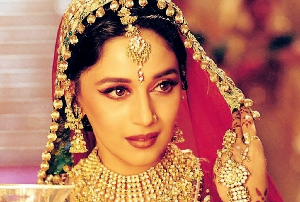 Missing Beats Of Life Bollywood Actress Madhuri Dixit Hd Wallpapers And Images 
