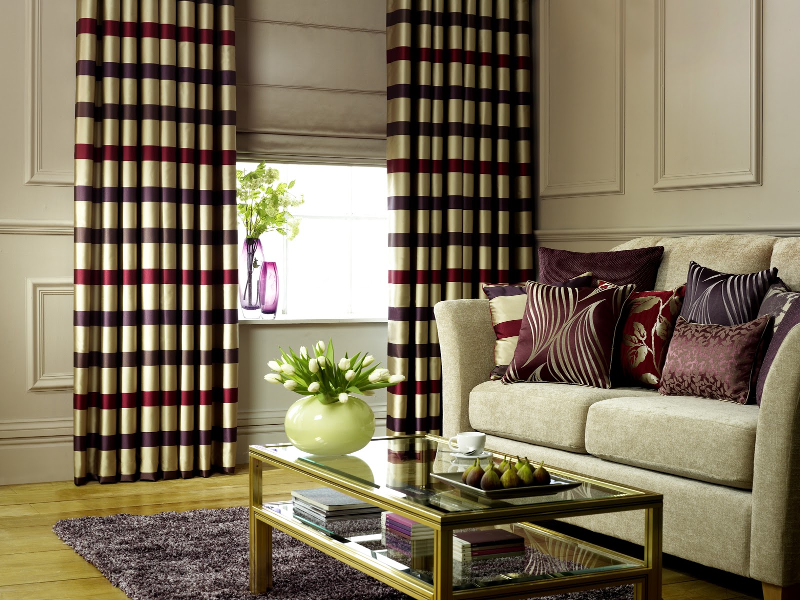 Online Curtain December 2012