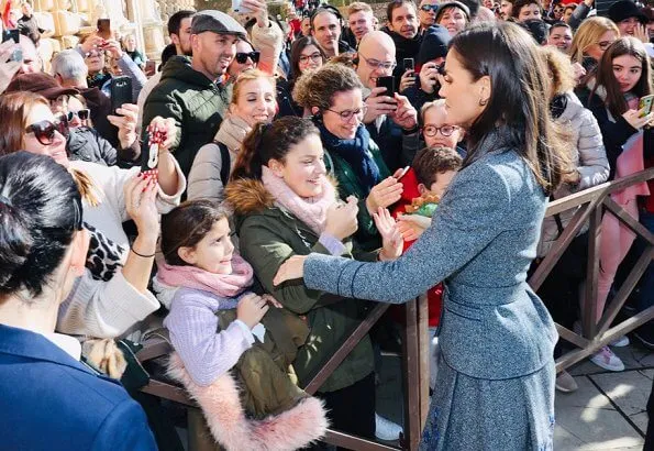 Andalusian Legacy Foundation and Benjelloun-Mezian Foundation. Queen Letizia wore an outfit by Felipe Varela