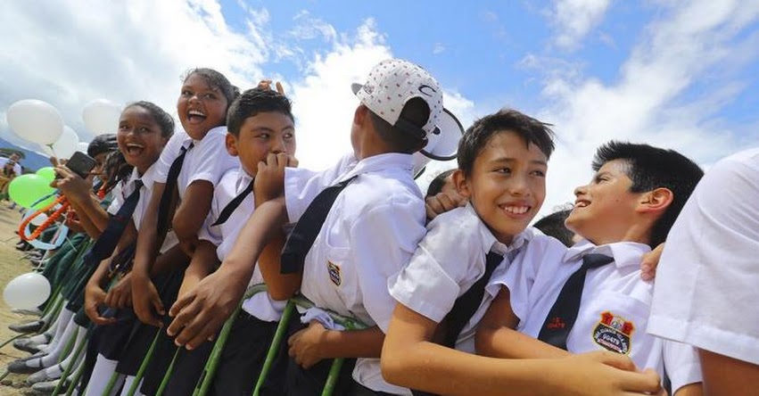 PRONIED: Presidente Martín Vizcarra entregó terrenos para la construcción de dos nuevos colegios en la región San Martín - www.pronied.gob.pe PRONIED: Presidente Martín Vizcarra entregó terrenos para la construcción de dos nuevos colegios en la región San Martín - www.pronied.gob.pe