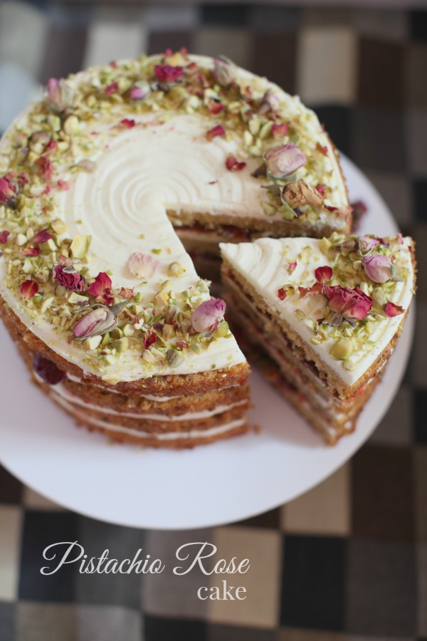masam manis Pistachio Rose Cake
